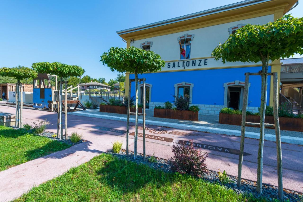 Borgo Stazione Bike Inn Valeggio sul Mincio Eksteriør bilde
